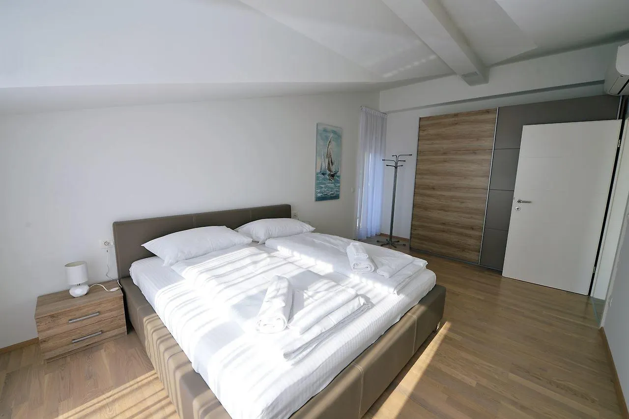 Villa Martina Ika Apartmán